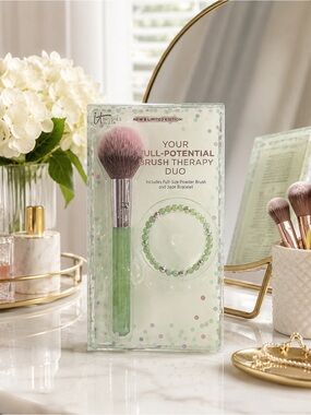IT Brushes for ULTA Full-Potential Brush Therapy Duo Jade Bracelet NWT